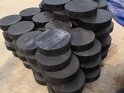 潼南区板式橡胶支座由若干层橡胶片与薄钢板经加压硫化